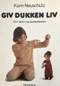Giv dukken liv