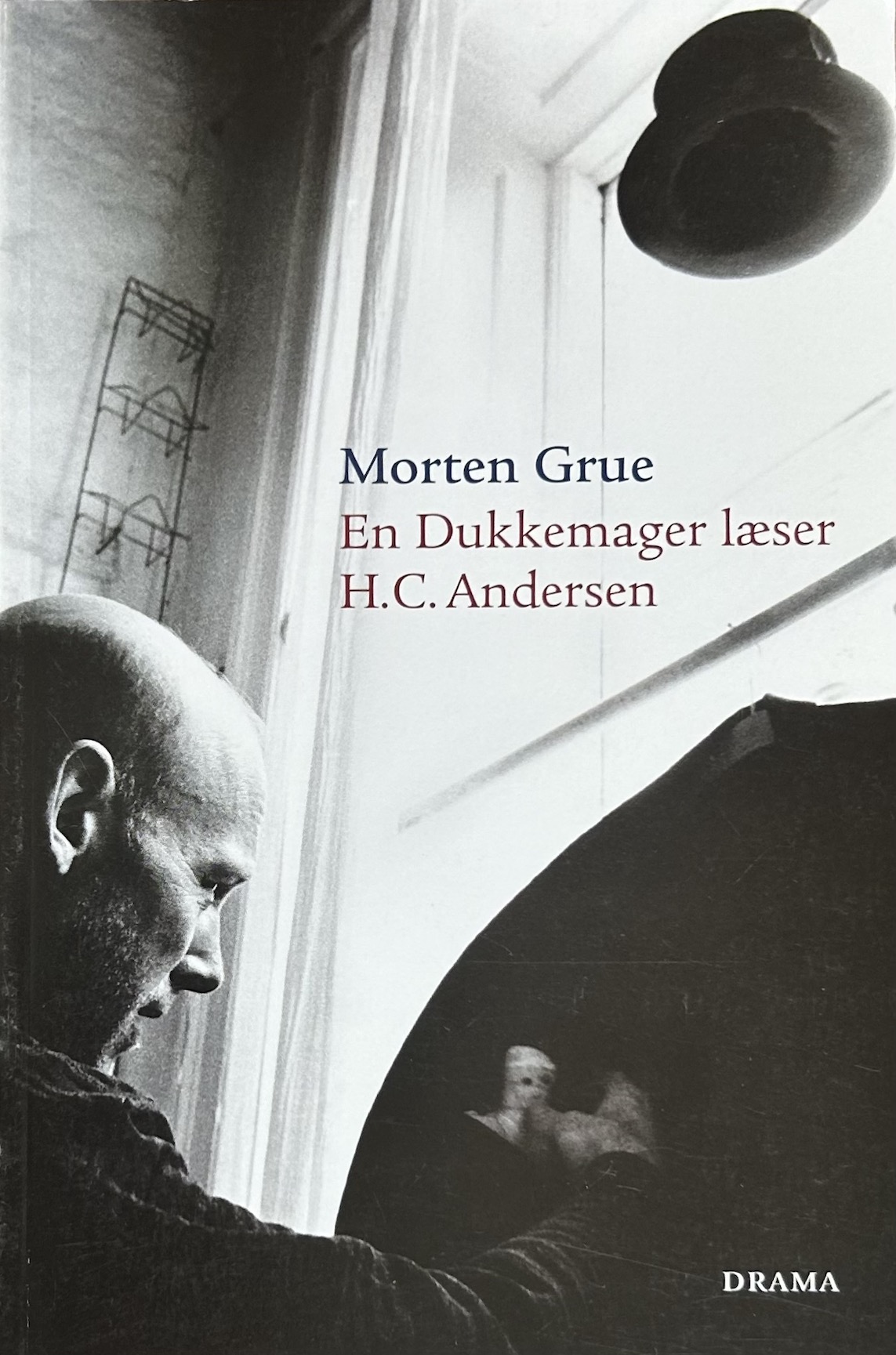 En Dukkemager læser H.C. Andersen